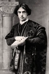 John Martin Harvey, English actor, 1907