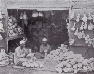 Egypt: Arabians selling Gullehs, Water-Coolers
