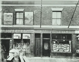 Green grocers, 5 Albert Road, 1899