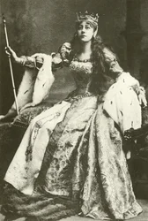 Miss Violet Vanbrugh as Anne Boleyn