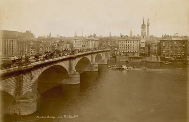 London Bridge, c. 1900