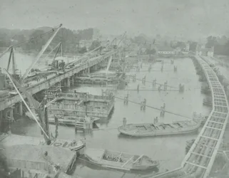 Putney Bridge: Digging Foundation for New Bridge, 1883