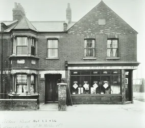 The Beehive Dining Rooms, 1899