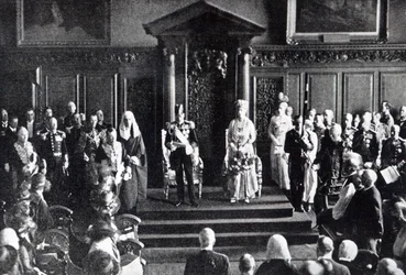 The King Making His Appeal for Peace to the People of Ireland in the City Hall, illustration from 