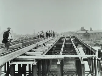 Vauxhall Bridge: Demolition, 1898
