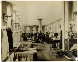 Ward at St. Thomas Hospital, London, c.1890