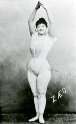 Zaeo, the trapeze artist