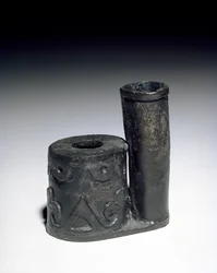 Inkwell with pen-holder