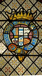 Window 2 depicting arms - Garter