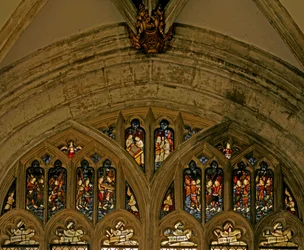 Window depicting a host of musical angels