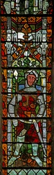 Window n4 depicting a Fitzhamon knight