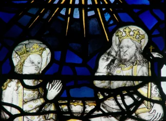 Window w2 depicting the Coronation of the Virgin