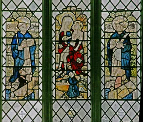 Window w4 depicting the Pieta with St Dominic and St Peter Martyr: small donor figures