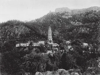 Ling yen sze, Shantung, Monastery of the Animated Mountain Summits