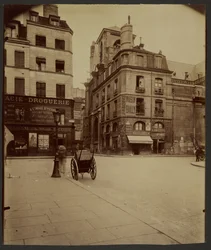 Corner of Rue Saint-Martin and Rue de la Verrerie