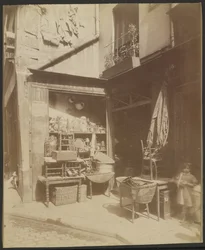 Antique Dealer, A Corner of Beaubourg Street, 8. (4)