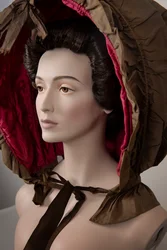 Woman’s Brown Silk Calash with Pink Silk Lining (c.1760s)