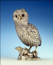 Cup in the form of an owl, Ghent