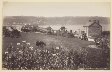 Bangor, Garth Pleasure Grounds and Pier