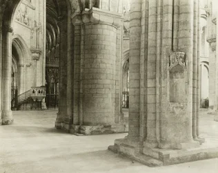 Ely Cathedral: Octagon to Choir from North Nave Aisle