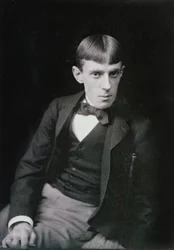 Portrait Photograph of Aubrey Beardsley (1872-98) by Frederick Hollyer (1837-1933)