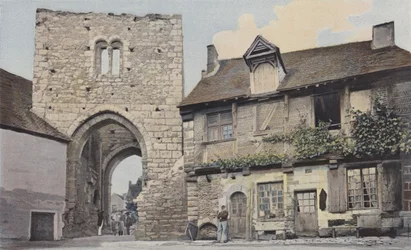 Mennetou-sur-Cher, City Gate