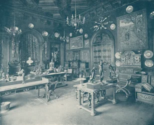 Paris: Bureau of the Musee Spitzer