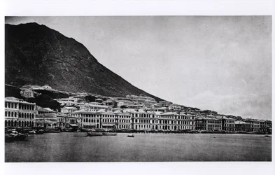 The Praya, Hong Kong, from Illustrations de la Chine et de ses Habitants by J. Thompson, published in 1873