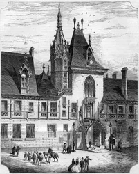 15th century Gothic architecture: facade of the inner courtyard of the house of Jacques Coeur (1395-1456), French trader. Bourges, Cher (18)