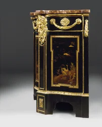 A Late Louis XV Commode (c.1763-70)