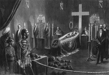 Death of Napoleon III: the remains of Napoleon III in the burning chapel of Camden House on 14 February 1873.