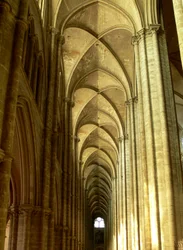 View of the south aisle