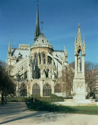East end of Notre Dame, 1163-1345