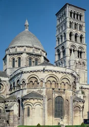 Exterior view of the chevet with the absidial chapels and the belltower, built c.1125-1135