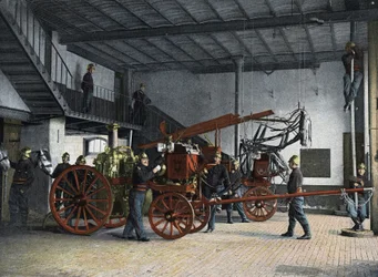Firefighters of Paris. Central Post (Fire Hall): Call to fire. At the time of the fire call, the stable guards bring the horses from their stall to their hitch position above which the hanging harnesses will be all seated by a simple traction. The driver