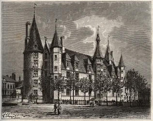 Palais ducal de Nevers - Chateau du 15th - 16th century - engraving in 