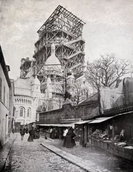 Rosary dealers at the church of the Sacred Heart under construction, late 19th century