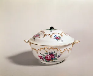 Soup bowl, made in Tournai, 1775-80