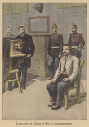 The Choisy-le-Roi murderer being photographed