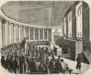 The grand amphitheatre during a contest at the school of law in Paris - Engraving in 