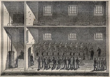 The showers in prisons: the baths by sprinkling in Fontevrault - Engraving In 