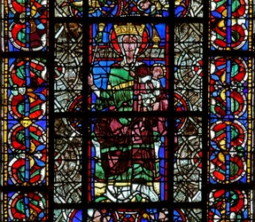 Window w129 depicting the Virgin and Child