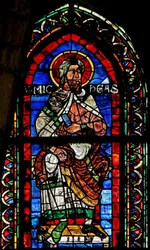 Window w205 depicting Micah