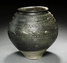 Globular Pot, 25-50