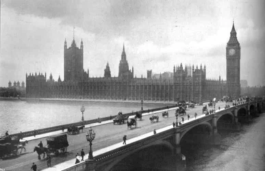 Houses of Parliament and Westminster Bridge, 1919