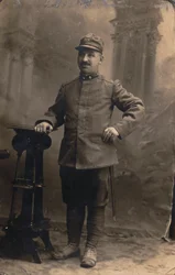 The GM R. Army (World War I): Soldiers of the 23rd Regiment. Territorial Militia in Uniform by Country
