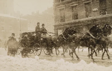 William Howard Taft and Theodore Roosevelt drive to the Capitol for Taft