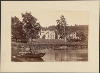 Abbotsford, from the river
