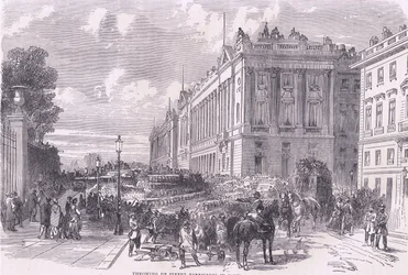 Throwing up street barricades in Paris, Cassells History of the War between France and Germany published by Cassell and Company Limited, c.1890