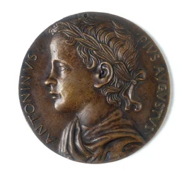 Medal depicting Antonino Pio: recto